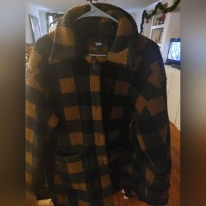 Lee Plaid Sherpa Jacket in Black and Tan